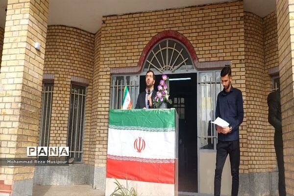 مانور سراسری زلزله در دبیرستان مسلم شهرستان ملارد
