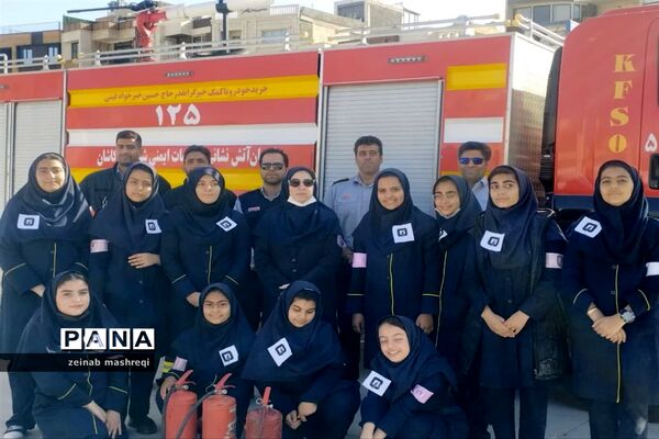 بیست و پنجمین مانور سراسری« زلزله و ایمنی »در کاشان