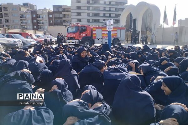 بیست و پنجمین مانور سراسری« زلزله و ایمنی »در کاشان