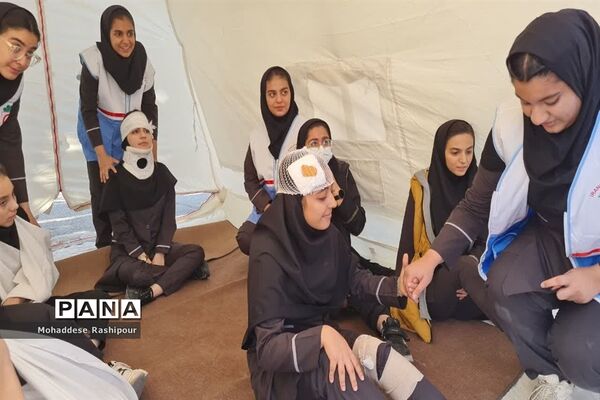 بیست و پنجمین مانور استانی زلزله و ایمنی درآموزشگاه قاضی‌طباطبایی اسلامشهر