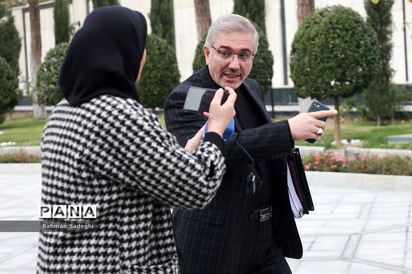 اعضای هیأت دولت در جمع خبرنگاران - ۸ آذر ۱۴۰۲