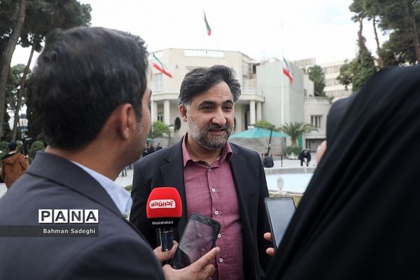 اعضای هیأت دولت در جمع خبرنگاران - ۸ آذر ۱۴۰۲