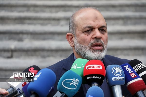 اعضای هیأت دولت در جمع خبرنگاران - ۸ آذر ۱۴۰۲