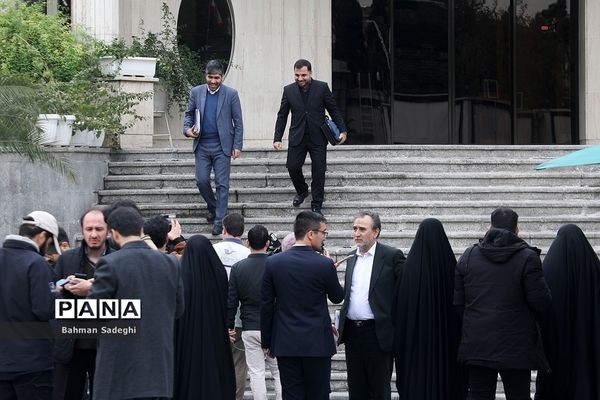 اعضای هیأت دولت در جمع خبرنگاران - ۸ آذر ۱۴۰۲