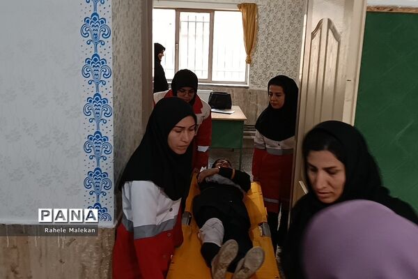 برگزاری مانور زلزله در شهرستان‌شهریار