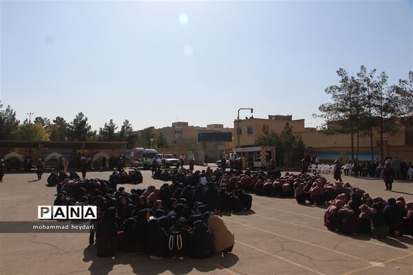 مائور زلزله در مدرسه نسیم سبحان یزد