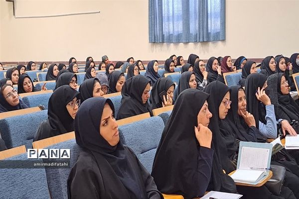 گردهمایی کارشناسان تربیت‌بدنی و سلامت نواحی و مناطق استان یزد در ابرکوه