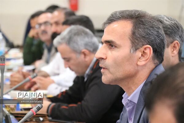 گردهمایی کارشناسان تربیت‌بدنی و سلامت نواحی و مناطق استان یزد در ابرکوه