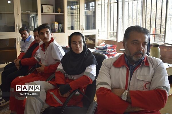 مانور زلزله در مدرسه شهید بهشتی شهرستان پردیس