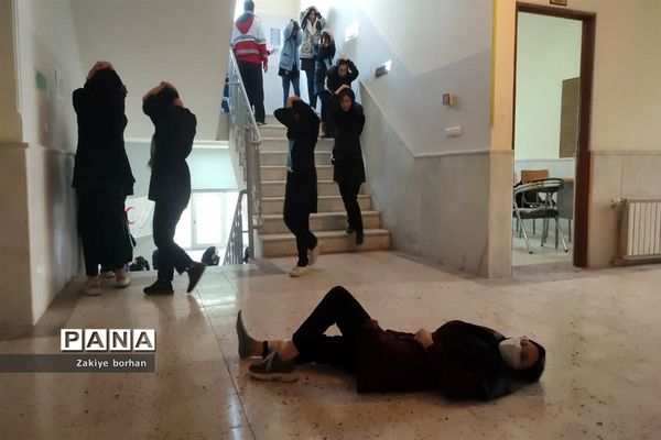 مانور زلزله در مدرسه شهدای غزه شهرستان بجنورد