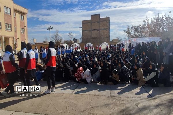 مانور زلزله در مدرسه شهدای غزه شهرستان بجنورد