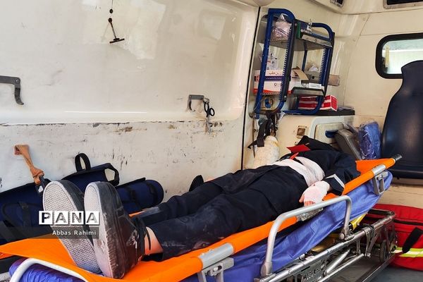 بیست‌وپنجمین مانور زلزله در مدرسه سحر پاکدشت