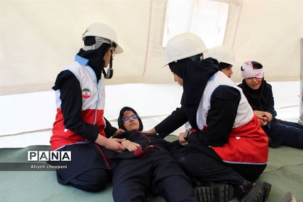 آیین بیست و پنجمین مانور سراسری زلزله با شعار (مدرسه ایمن، جامعه تاب‌آور)