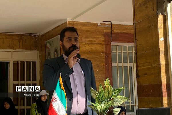 برگزاری مانور زلزله در دبیرستان بعثت ناحیه یک شهرری