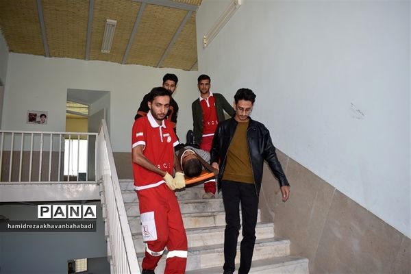 بیست و پنجمین مانور زلزله و ایمنی در مدارس بهاباد یزد