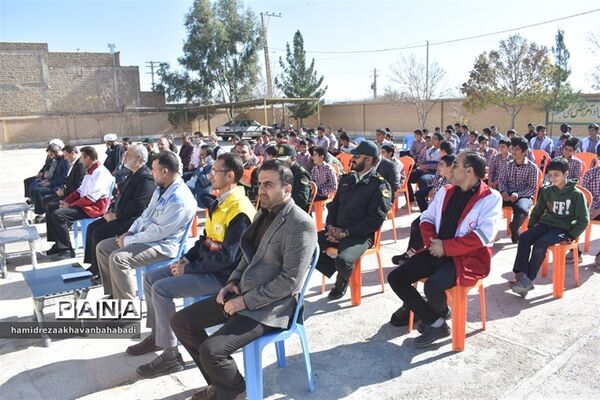 بیست و پنجمین مانور زلزله و ایمنی در مدارس بهاباد یزد