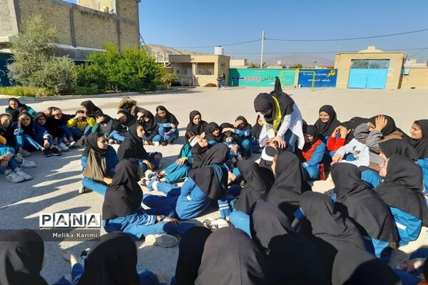مانور زلزله در دبیرستان دخترانه شهید‌اژدری کوهمره نودان
