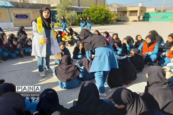 مانور زلزله در دبیرستان دخترانه شهید‌اژدری کوهمره نودان
