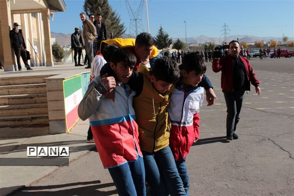 برنامه استانی مانور زلزله و ایمنی در زنجان