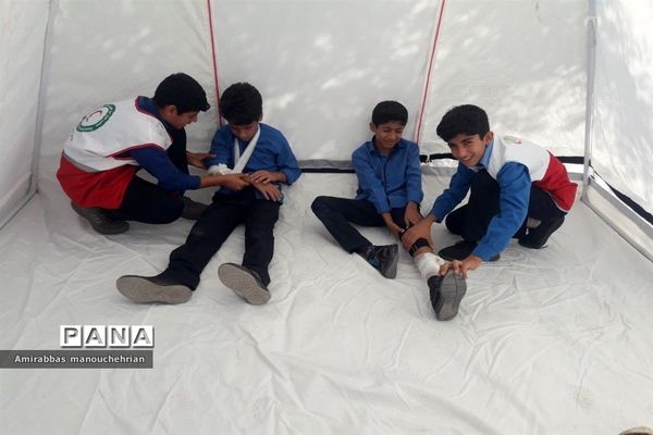 برگزاری مانور سراسری زلزله و ایمنی در بوموسی