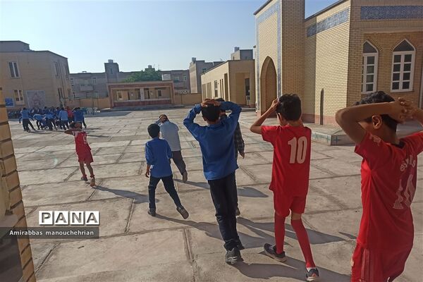 برگزاری مانور سراسری زلزله و ایمنی در بوموسی