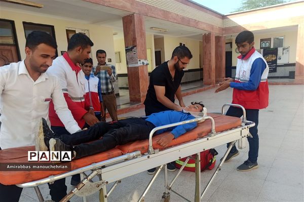 برگزاری مانور سراسری زلزله و ایمنی در بوموسی