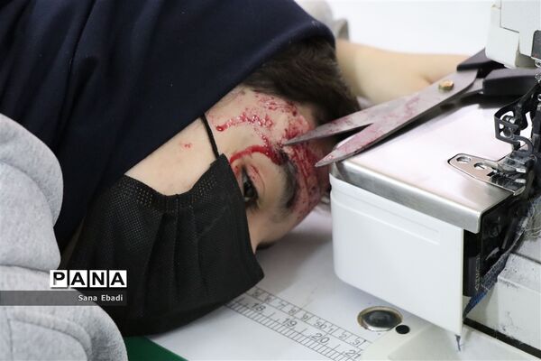 مانور زلزله ناحیه۶ مشهد در هنرستان شاهد کار و اندیشه
