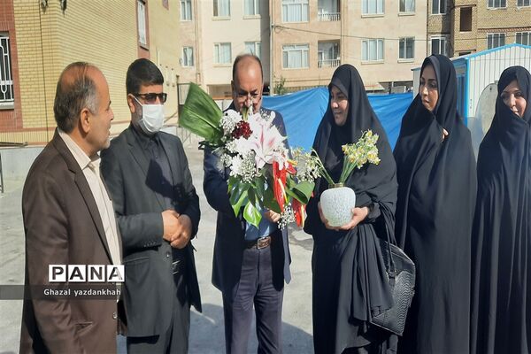 آیین افتتاح دبستان ۱۲ کلاسه فاطمه پور سید آقایی