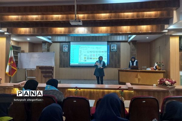 کارگاه آموزشی کمک‌های اولیه در دبیرستان مهشید مصلی نژاد ناحیه ۶