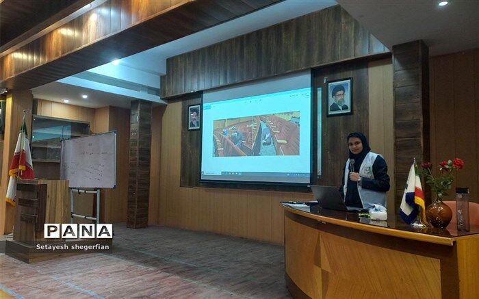 برگزاری کارگاه آموزشی کمک‌های اولیه در دبیرستان مصلی نژاد ناحیه ۶ مشهد