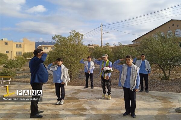 غبا‌رروبی مزار شهدای گمنام دانشگاه آزاد اسلامی واحد کاشمر