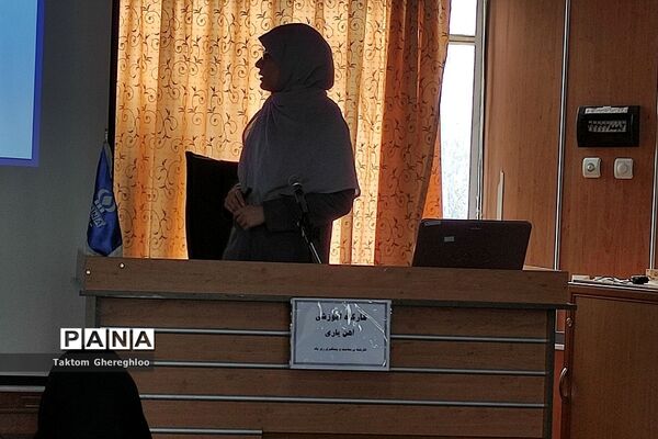 برگزاری کارگاه آموزشی طرح آهن‌یاری در آموزش و پرورش ناحیه یک شهرری