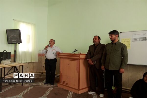 دوره ضمن خدمت مربیان سازمان دانش‌آموزی در بیرجند