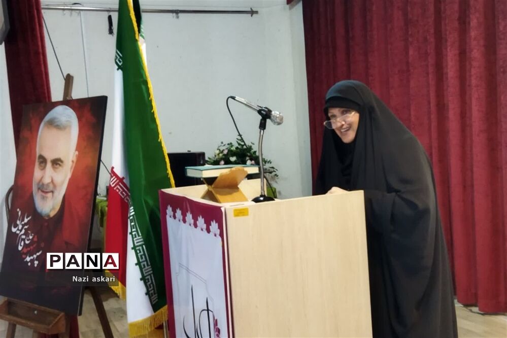 کارگاه عفاف و حجاب در هنرستان کامیاب در ناحیه یک شیراز