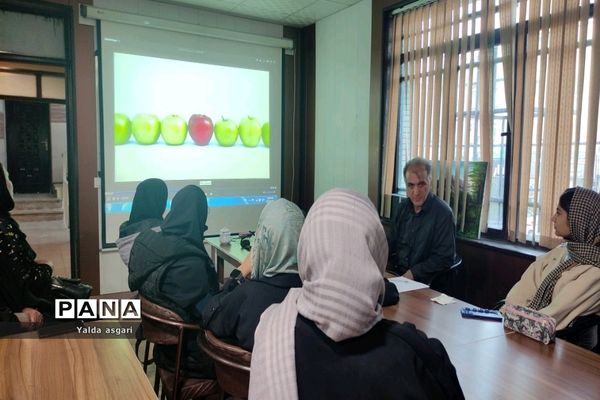 برگزاری کلاس آموزشی عکاسی، ویژه دانش‌آموزان خبرنگار پانا در کانون هدایت شهرستان ورامین