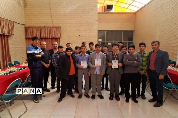 برگزاری مسابقات قهرمانی مدارس متوسطه اول پسران شهرستان میبد