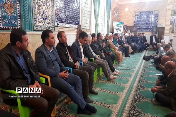 برپایی میزخدمت دستگاه‌های اجرایی به‌مناسبت هفته بسیج