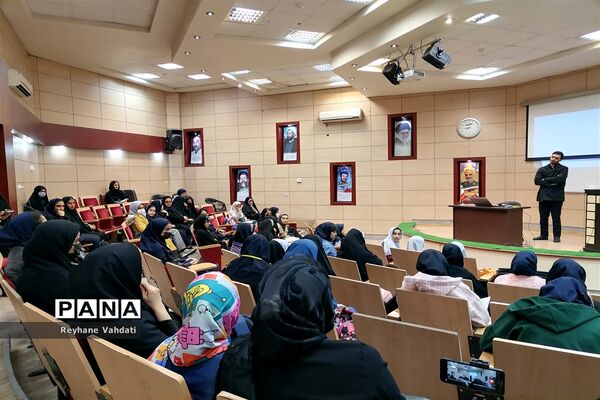 جلسه آموزش مقدماتی خبرنگاری ویژه دانش‌آموز خبرنگاران پانا ناحیه دو