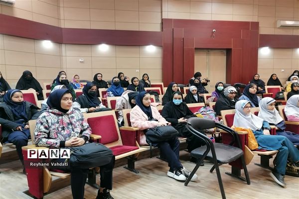 جلسه آموزش مقدماتی خبرنگاری ویژه دانش‌آموز خبرنگاران پانا ناحیه دو