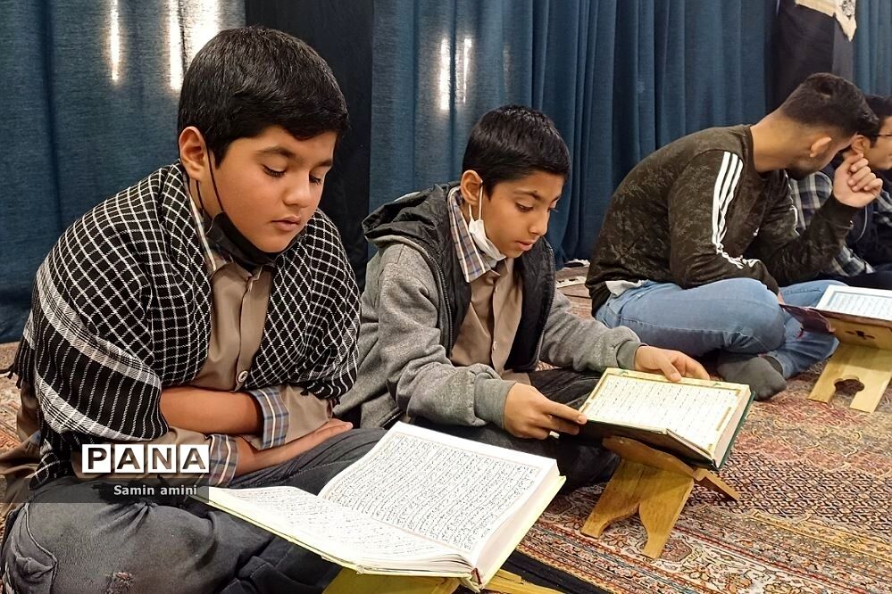 برگزاری محفل انس با قرآن در آموزش و پرورش رودهن