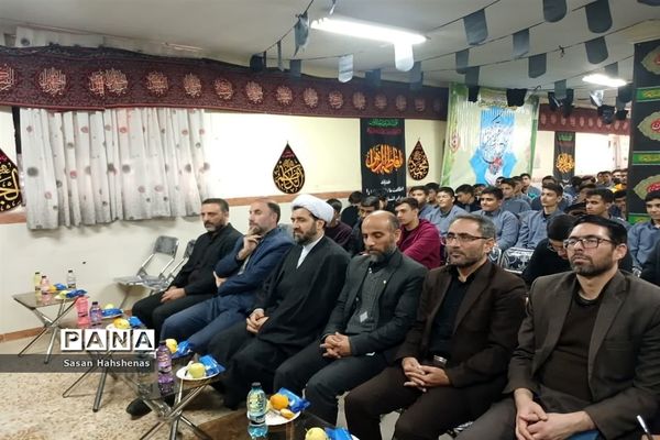 محفل انس با قرآن‌کریم درآموزشگاه ناصری‌منش اسلامشهر