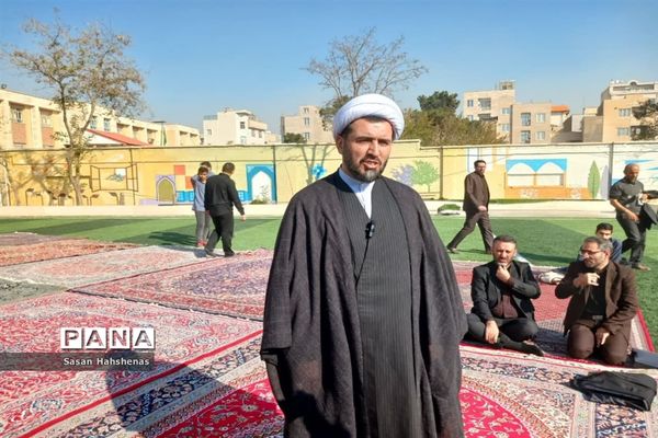 محفل انس با قرآن‌کریم درآموزشگاه ناصری‌منش اسلامشهر