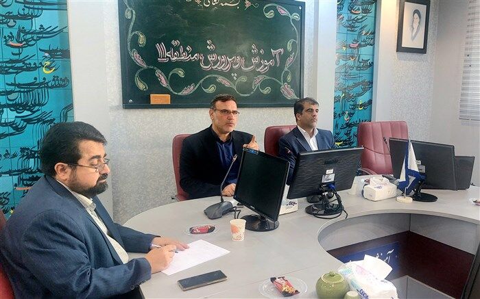 رؤسای شوراهای دانش‌آموزی‌ بازوان اجرایی مدیران مدارس‌ هستند