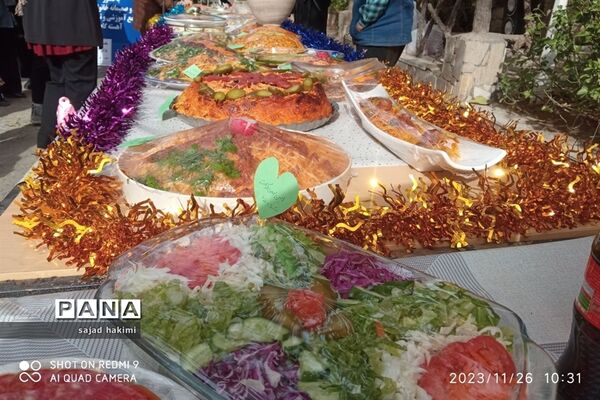 جشنواره غذا و انجام مسابقات آشپزی با حضور پررنگ خانواده‌های مجتمع آموزشی آهسته گام