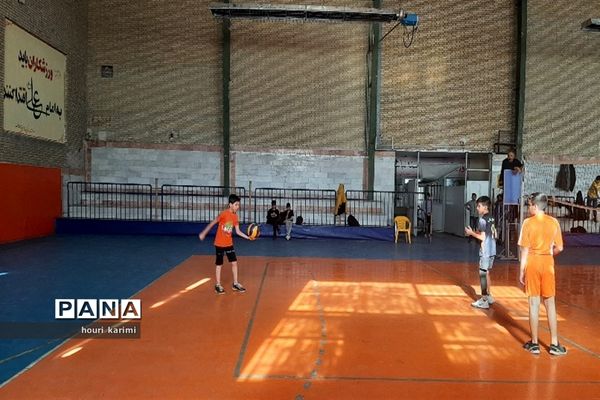 مسابقات مینی والیبال مقطع ابتدائی درشهرستان سملقان