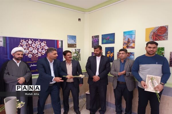 تقدیر از پژوهشگران برگزیده استانی و منطقه ای شهرستان بهبهان