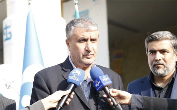 نصب سامانه‌های پرتودهی در 12 قطب کشور تا پایان دولت سیزدهم