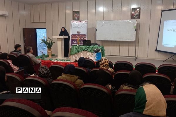 همایش تخصصی کنکور در دبیرستان دوره دوم‌ آیت‌الله طالقانی رودهن