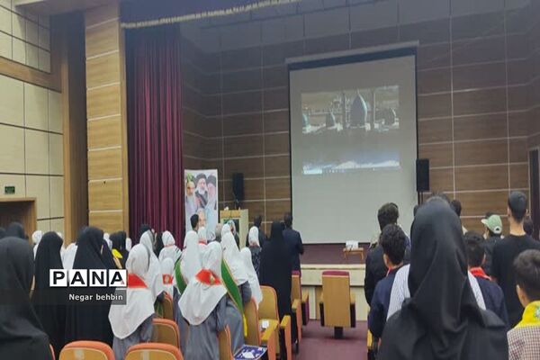 نشست دانش‌آموزان تشکل‌های دانش‌آموزی شهرستان گناوه
