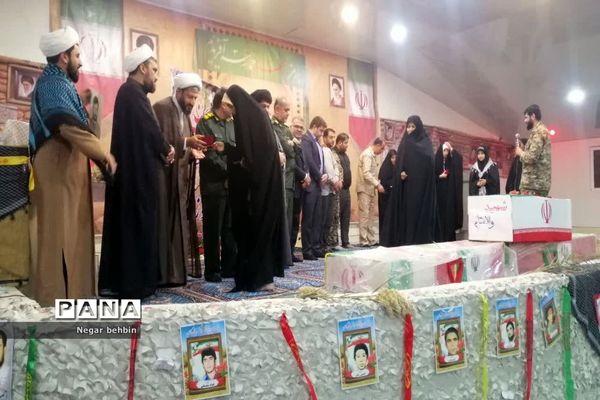 اعزام  کاروان راهیان‌نور دانش‌آموزان شهرستان گناوه